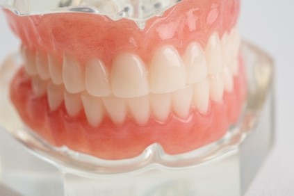 signature-dentures-featured
